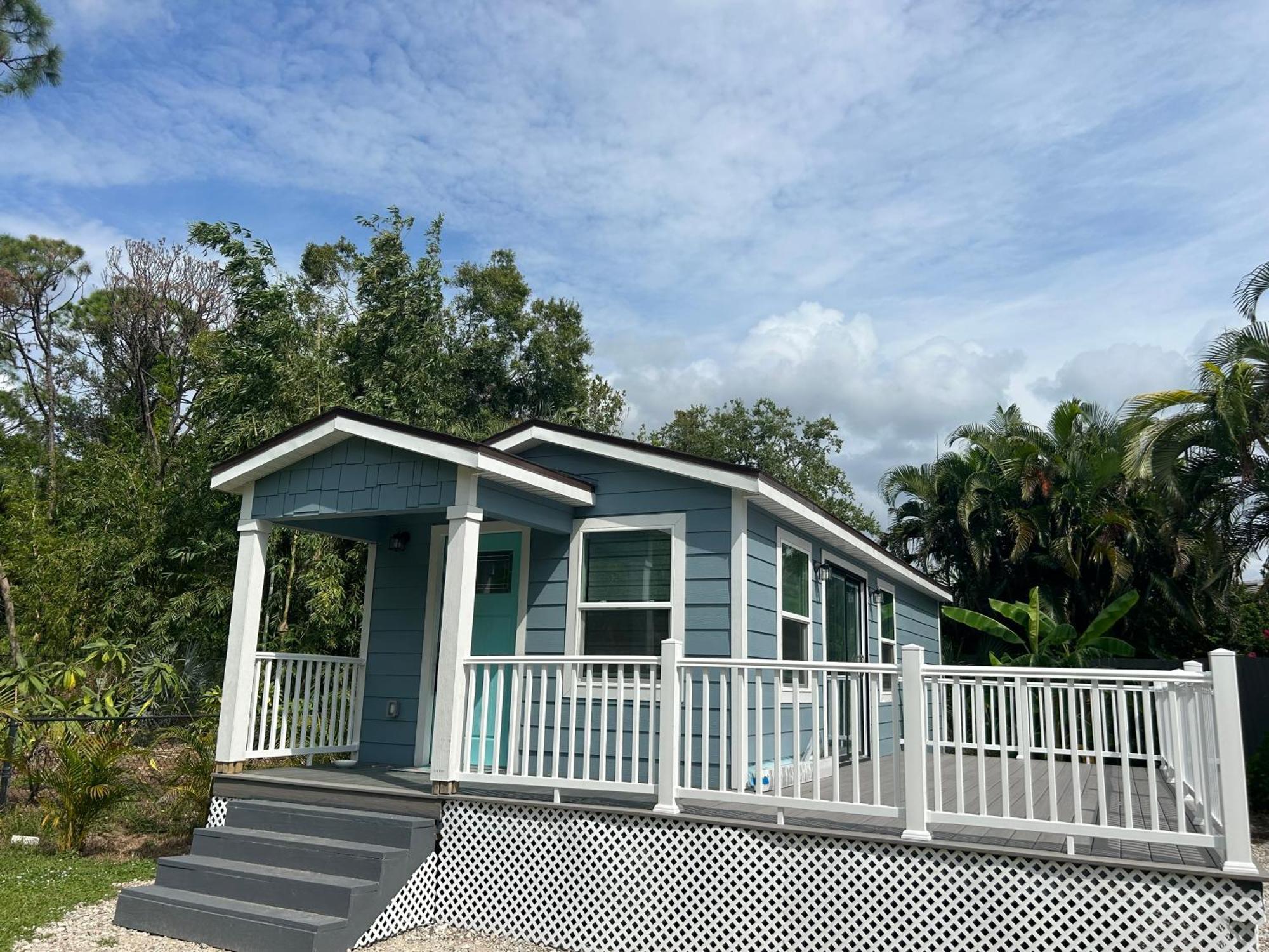 Perfect Getaway-Lovely Cottage House- Near Beaches Nokomis Eksteriør billede